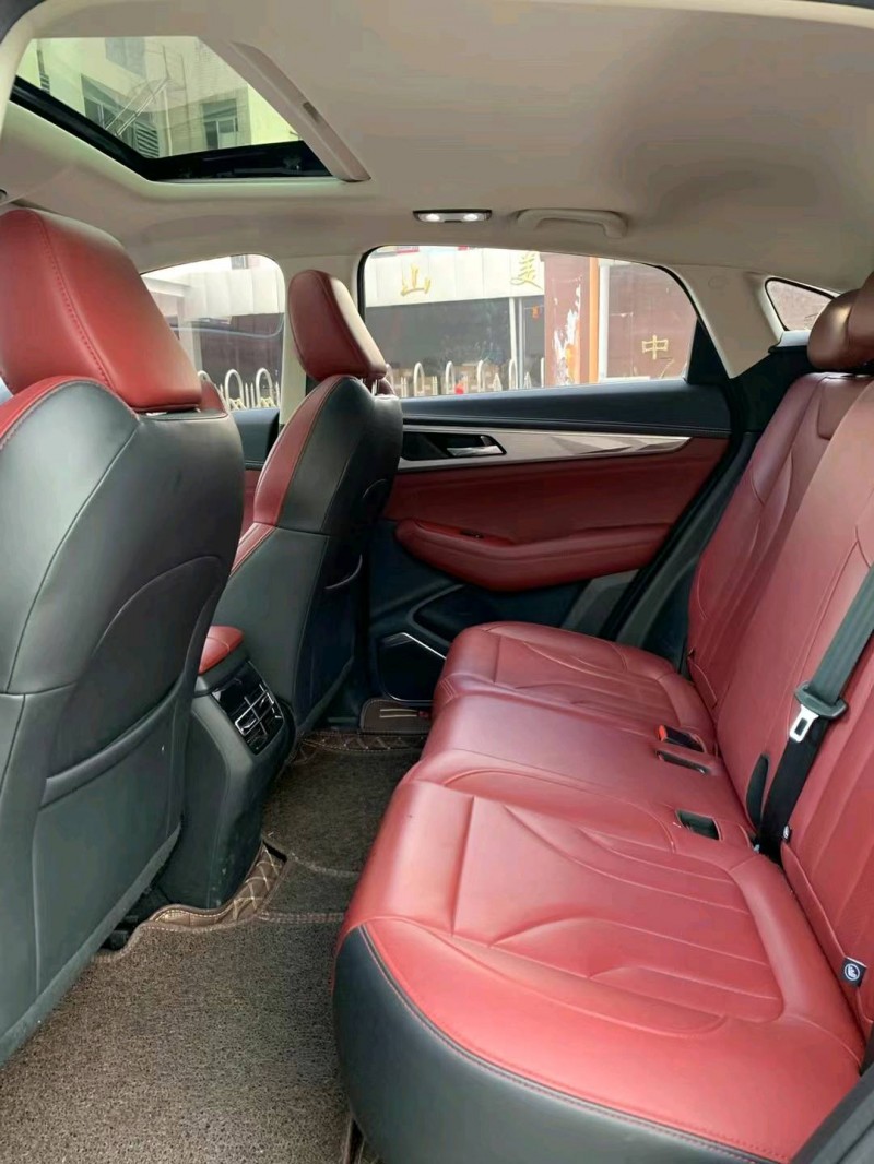 中山20年长安汽车CS857