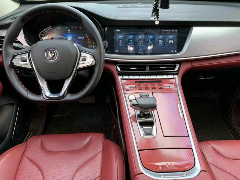 中山20年长安汽车CS858