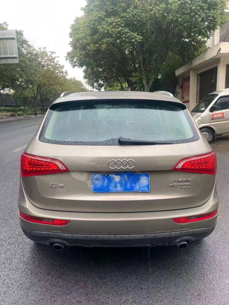 南平12年奧迪Q59