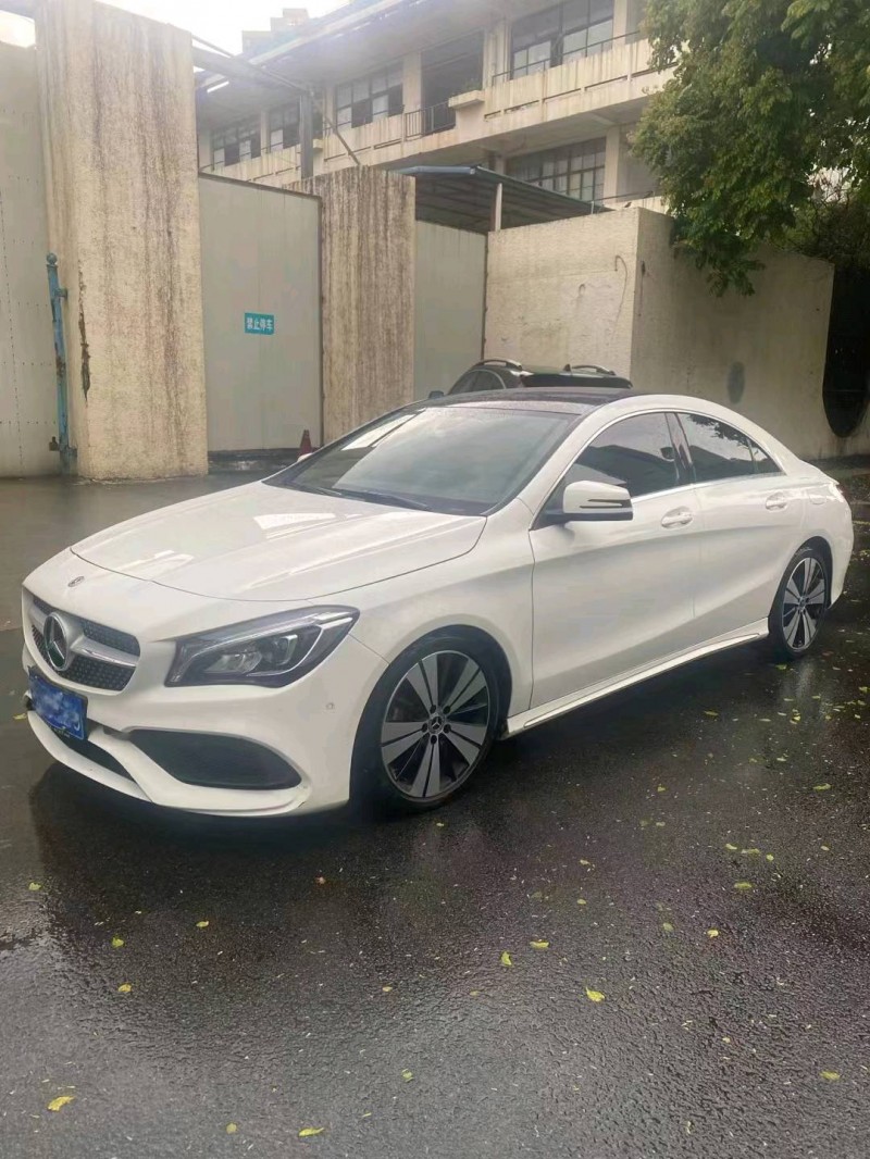 龍巖18年奔馳CLA2