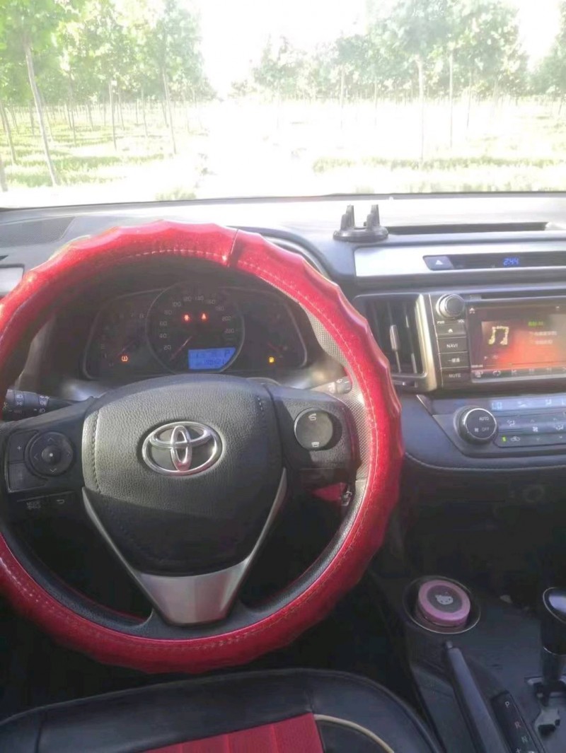 保定15年豐田RAV4榮放5