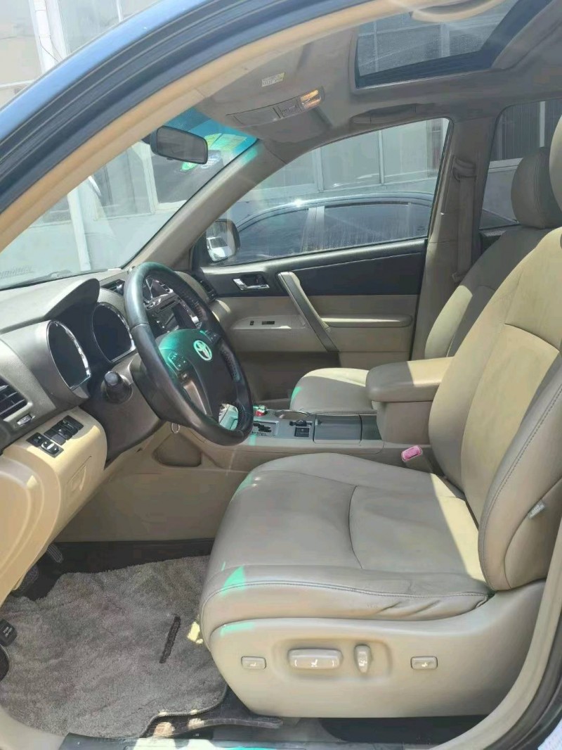 北京11年丰田汉兰达2