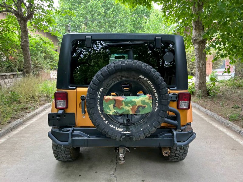 棗莊14年Jeep牧馬人1