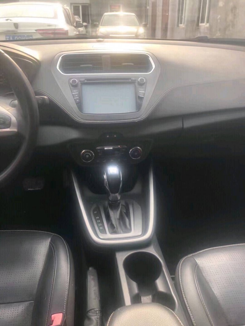 邢台15年福特福睿斯3