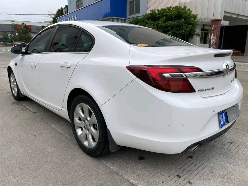 中山17年别克君威6