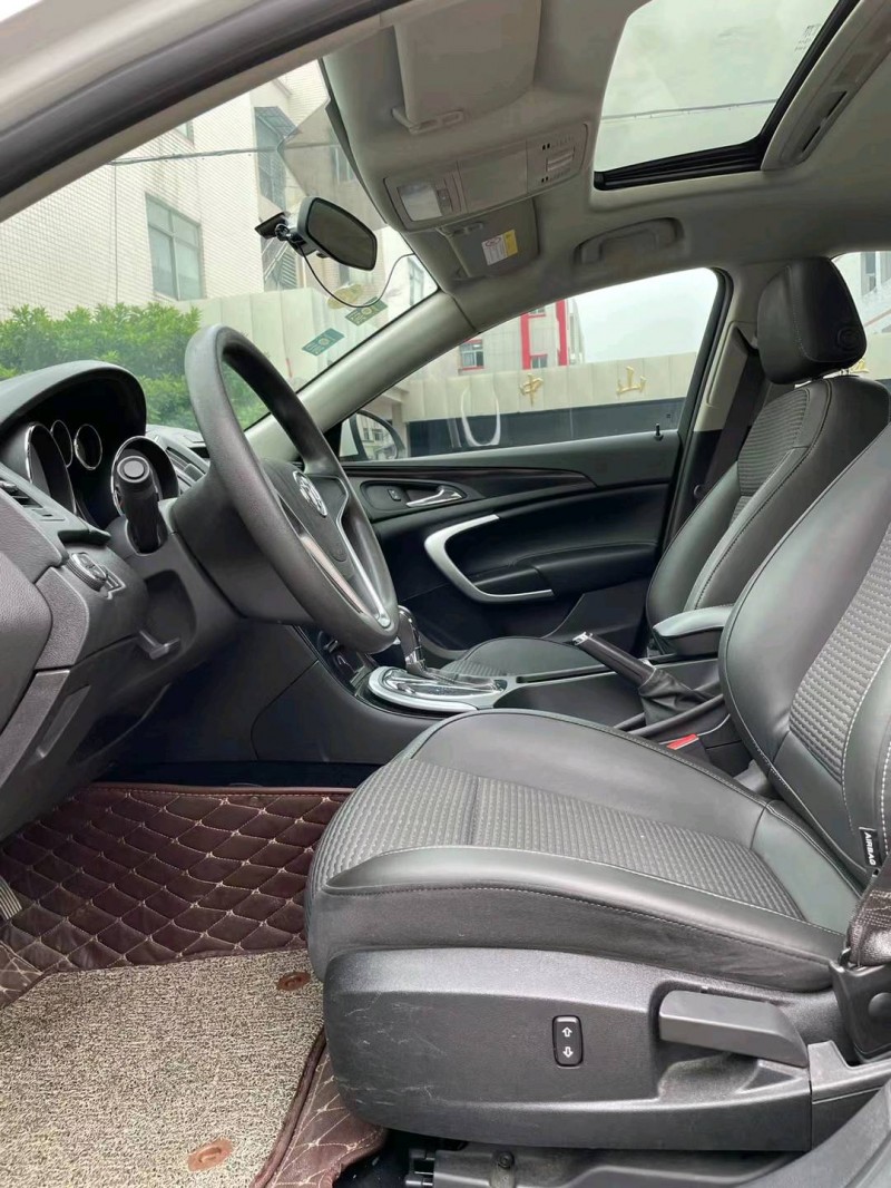 中山17年别克君威8