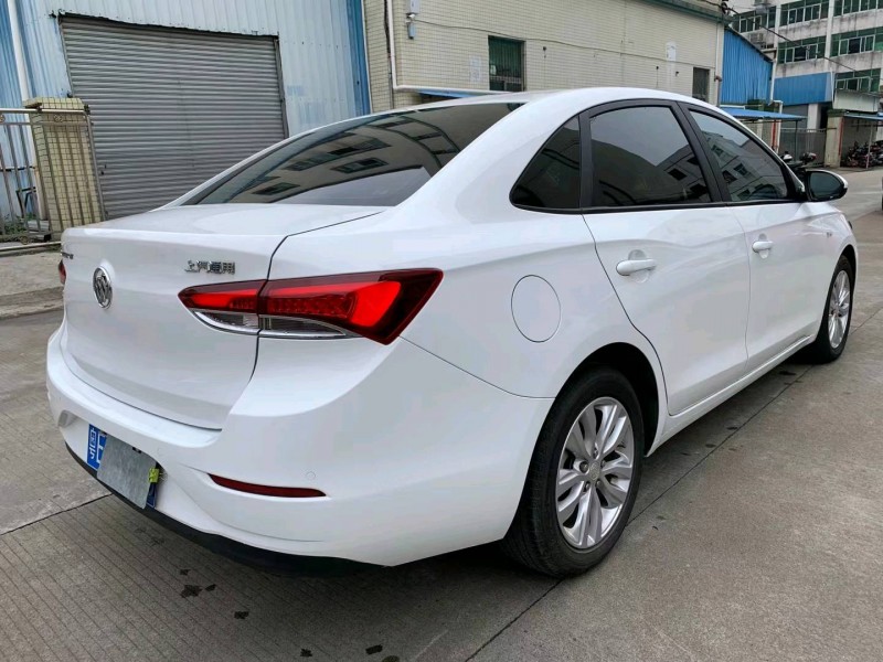 中山21年别克英朗5