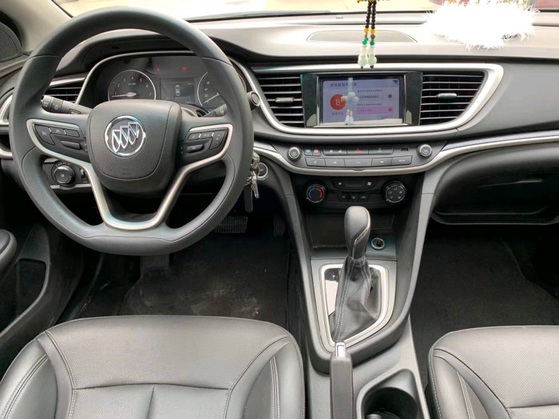 中山21年别克英朗8