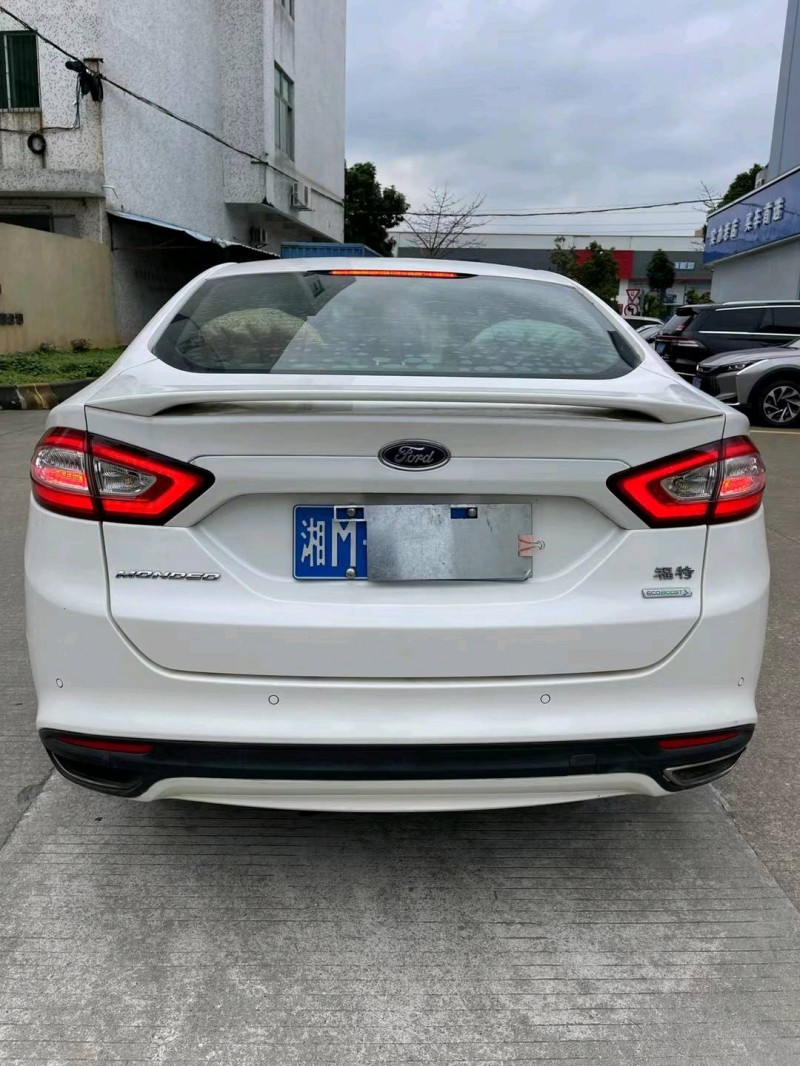 中山16年福特蒙迪欧5