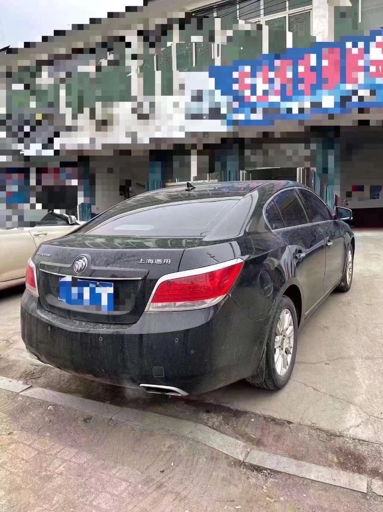 青岛13年别克君越4