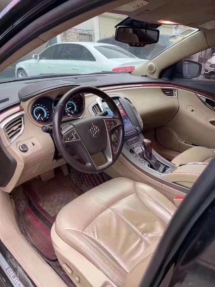 青岛13年别克君越3