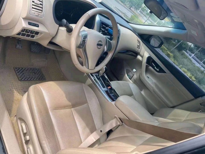 煙臺14年日產天籟6