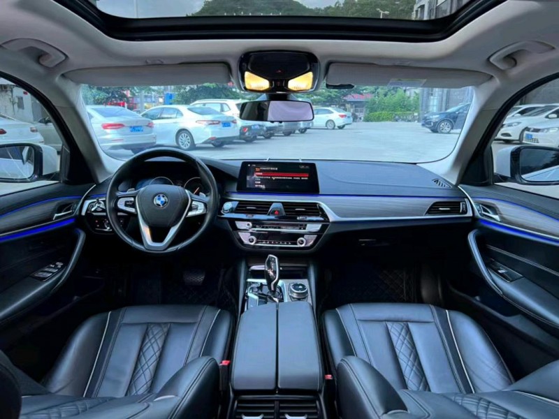 东莞19年宝马5系4