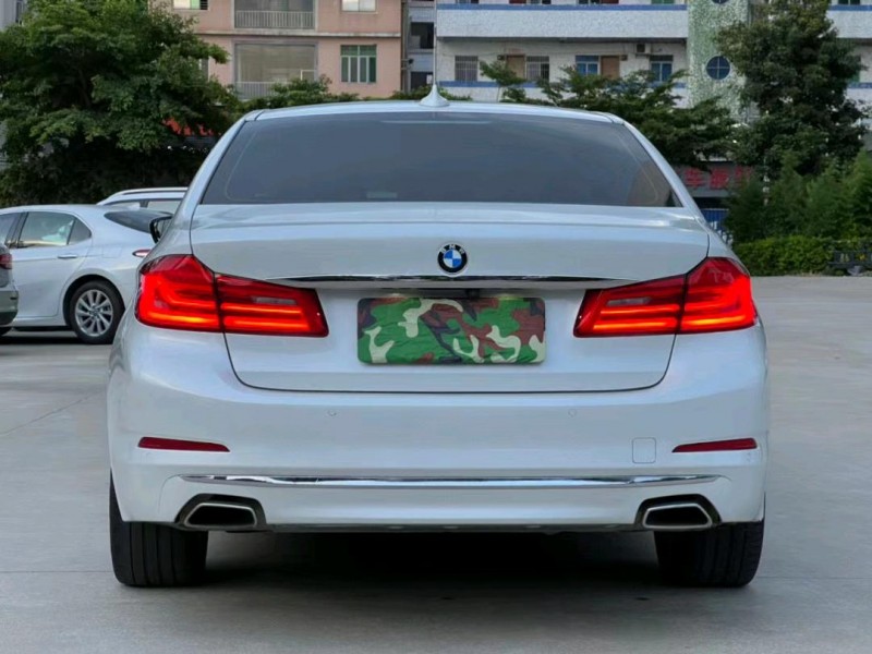 东莞19年宝马5系8