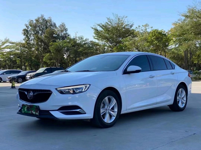 东莞19年别克君威3