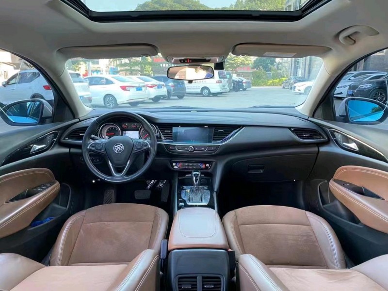 东莞19年别克君威5