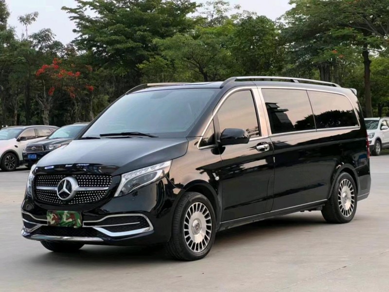 东莞21年奔驰威霆3