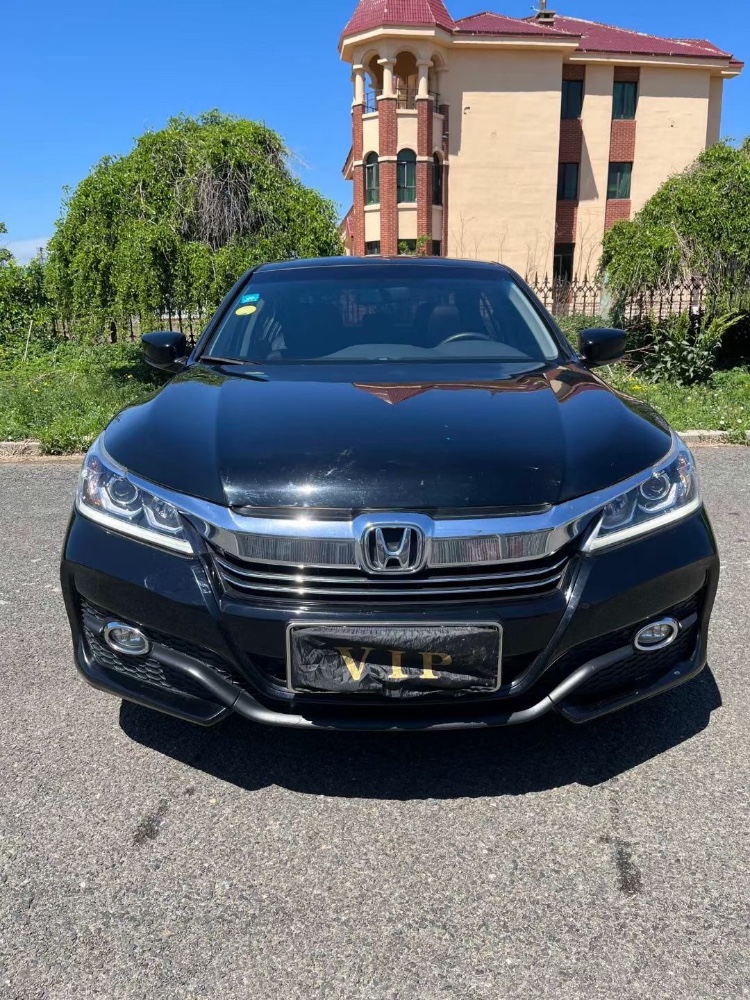 沈阳18年本田雅阁1