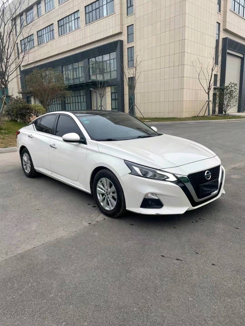 宿遷20年日產天籟3