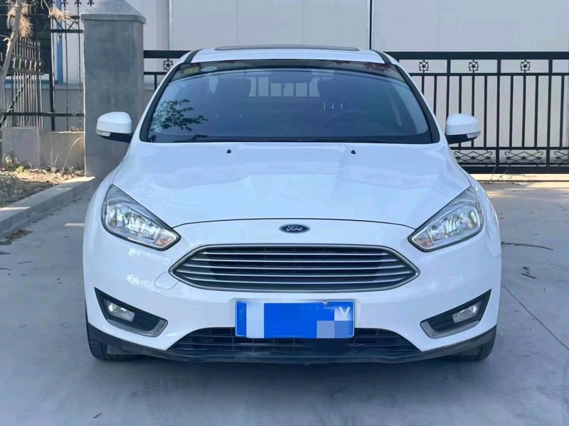 青岛16年福特福克斯6