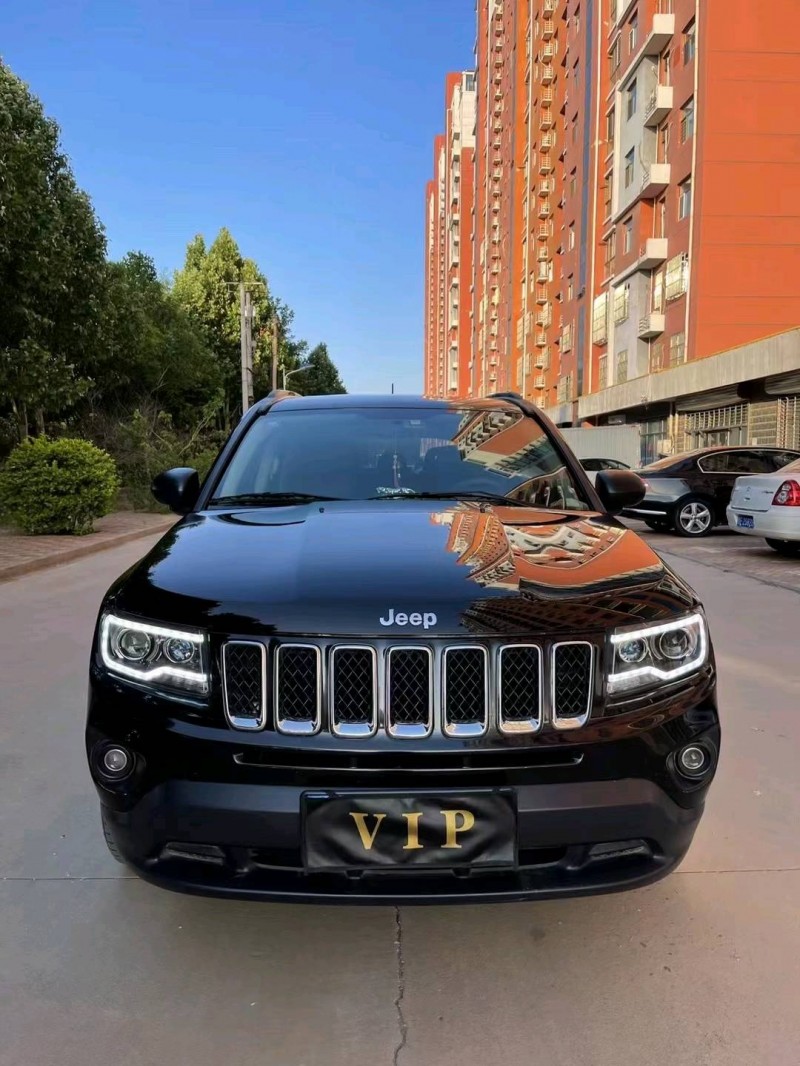 邢臺14年Jeep指南者1