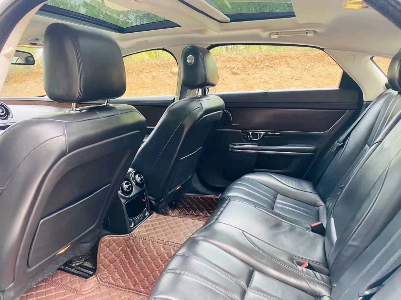 青島15年捷豹XJ2