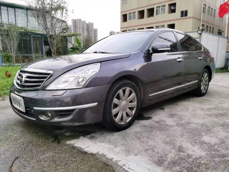 佛山09年日產天籟2