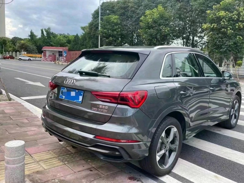 廣州20年奧迪Q37