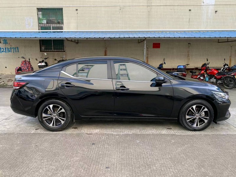 中山21年日產軒逸2