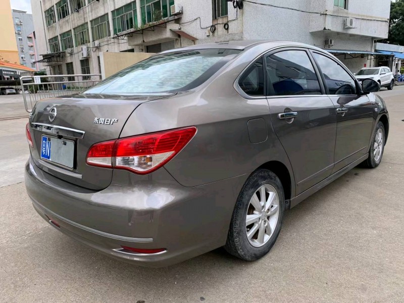 中山14年日產軒逸1