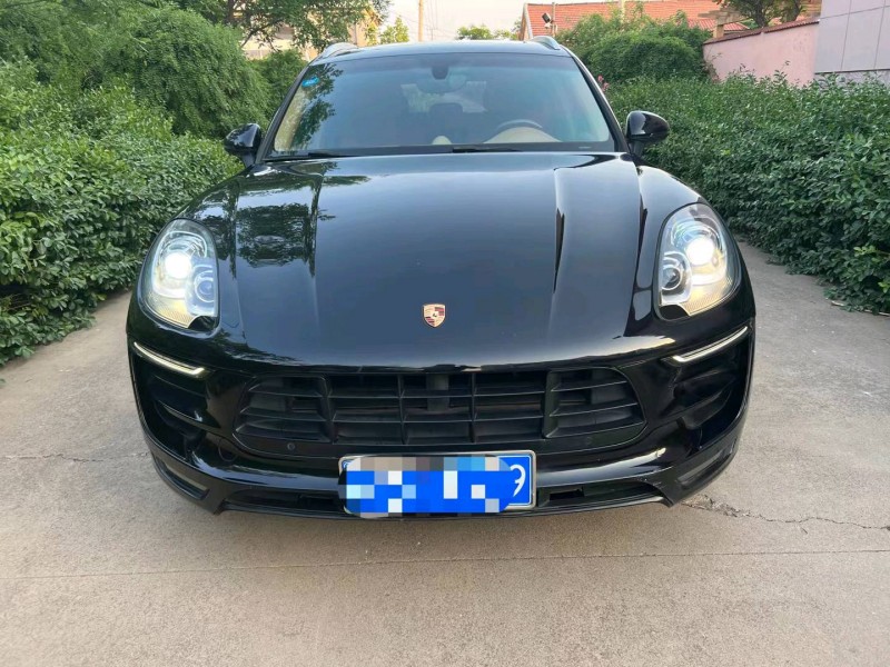 煙臺15年保時捷Macan8