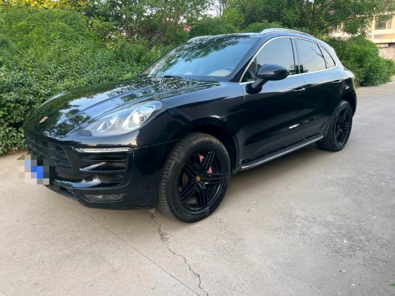 煙臺15年保時捷Macan7