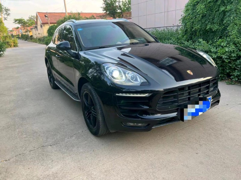煙臺15年保時捷Macan1