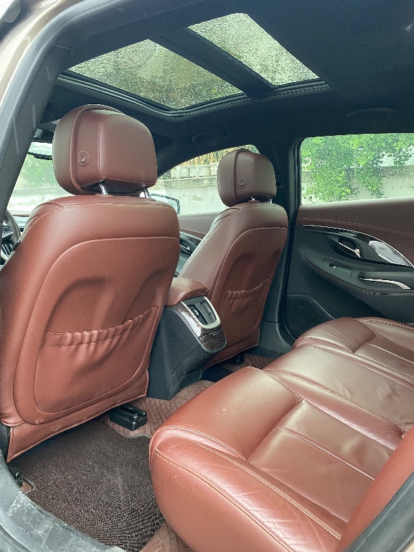 泰州15年别克君越3