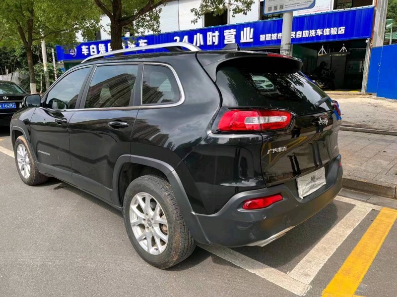 北京17年Jeep自由光4