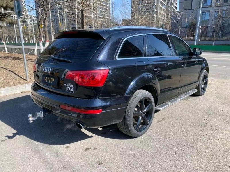 沈陽12年奧迪Q74