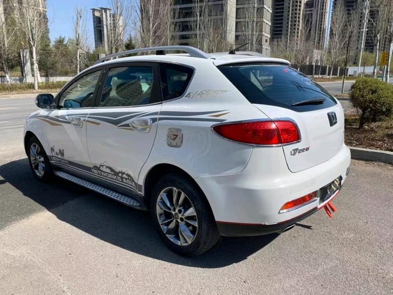 沈陽13年納智捷大7 SUV3