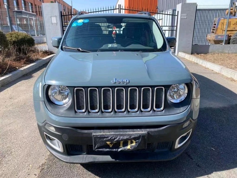 沈陽17年Jeep自由俠1