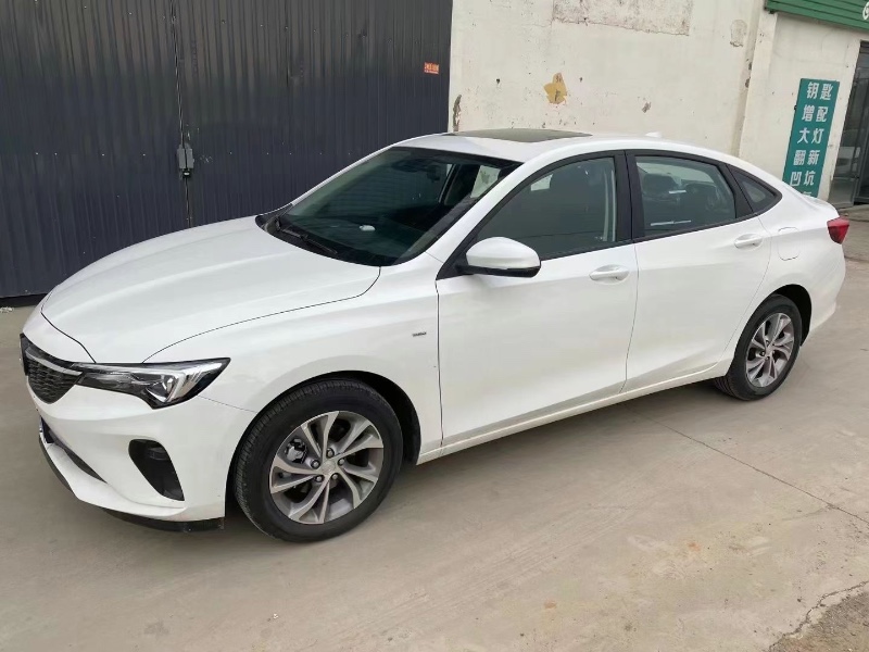 青岛22年别克威朗2