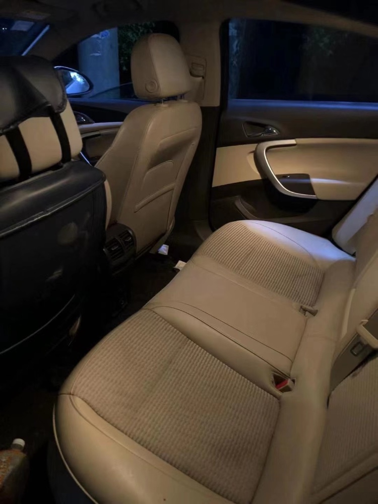 青岛14年别克君威5