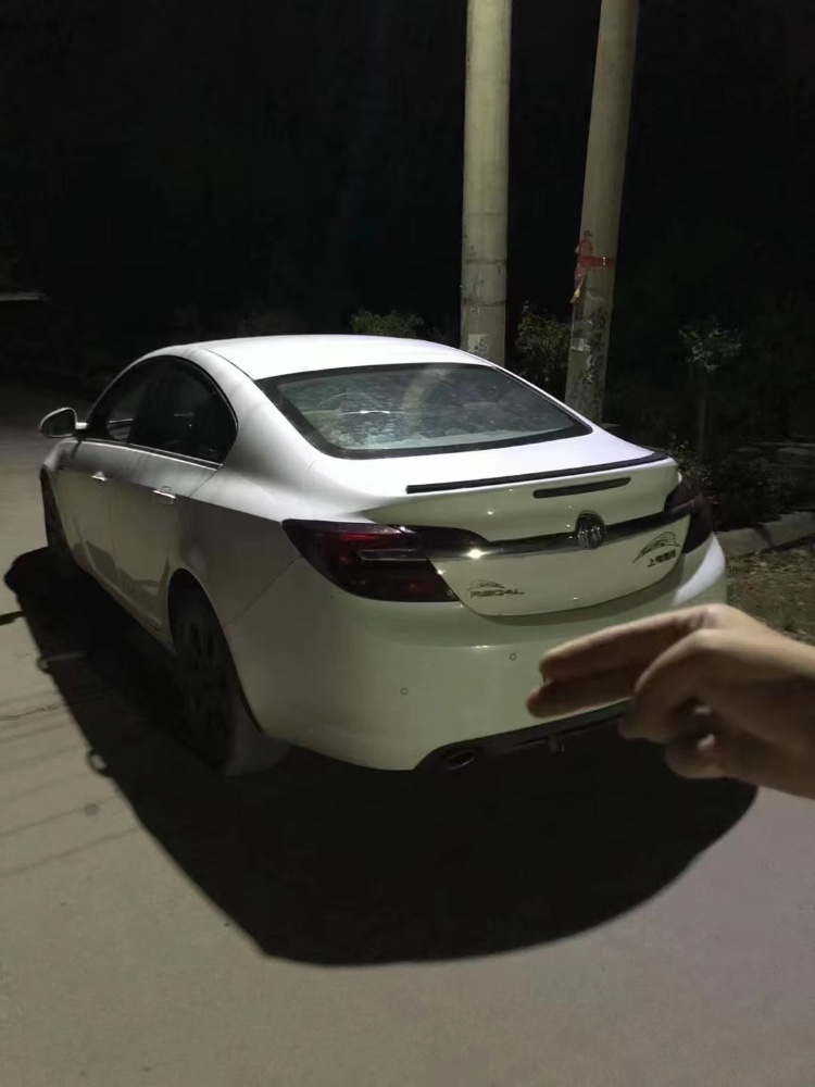 青岛14年别克君威3