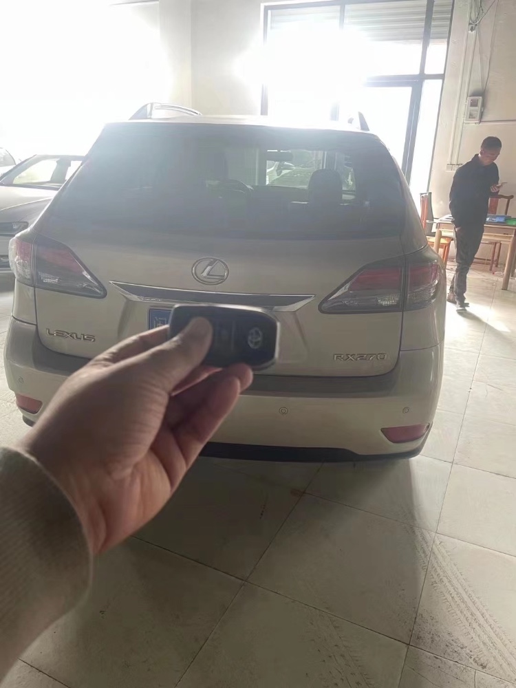 青岛15年雷克萨斯RX2