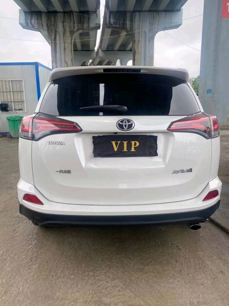 畢節18年豐田RAV4榮放2