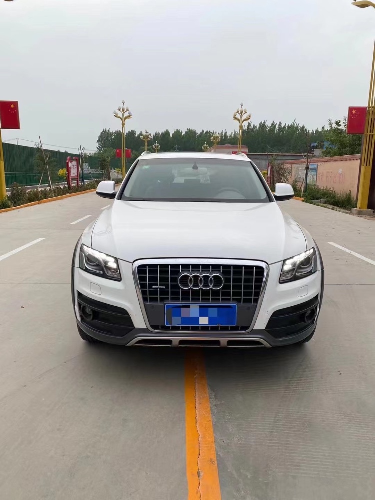 青岛12年奥迪Q58