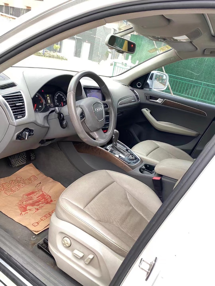 青岛12年奥迪Q55