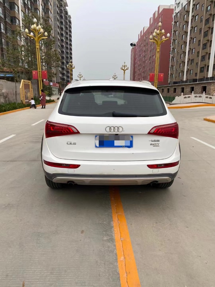 青岛12年奥迪Q51