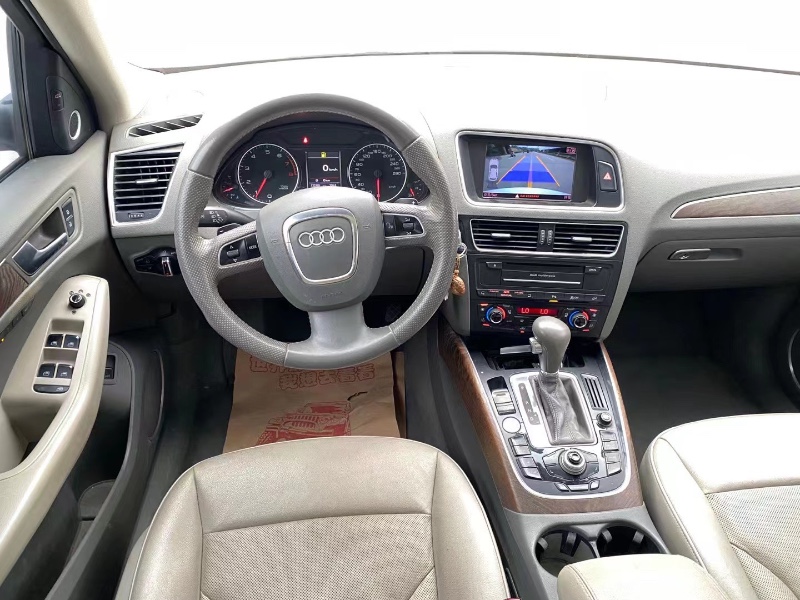 青岛12年奥迪Q53