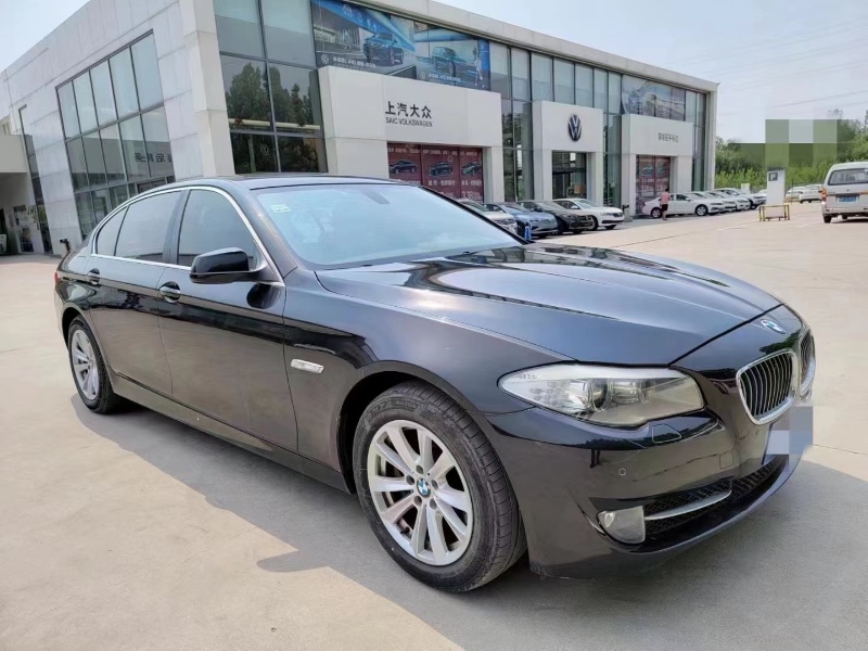 青岛12年宝马5系3