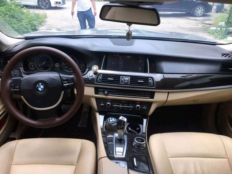 北京13年宝马5系4