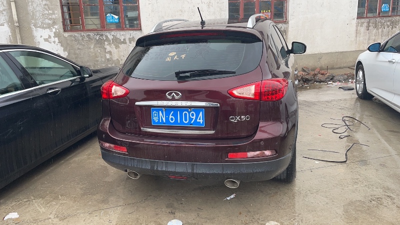 上海13年英菲尼迪QX50(進口)5